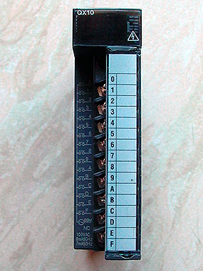 Mitsubishi Melsec PLC QX10 Input Module.
